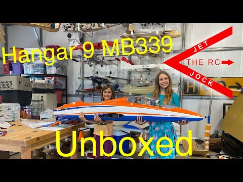 Hangar 9 MB339, Unboxed