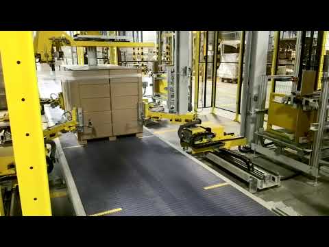 Automatic Pallet Wrapping System with Paper Corner Applicator