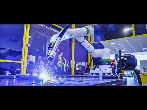 Welding with a FANUC Robot - Industrial versus Collaborative Robot