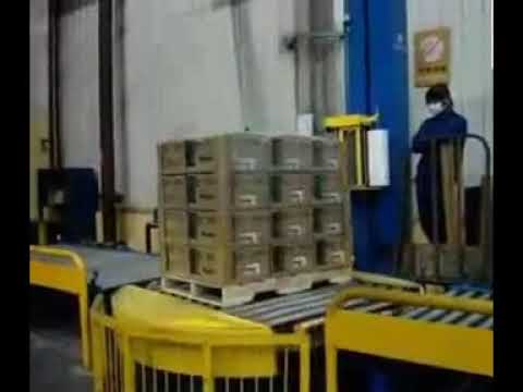 托盘在线缠绕机 PALLET WRAPPING MACHINE WITH TOP SHEET DISPENSER