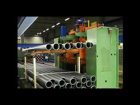 Socket pipe bundling machine