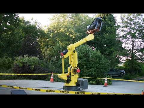 Industrial Robot Ride