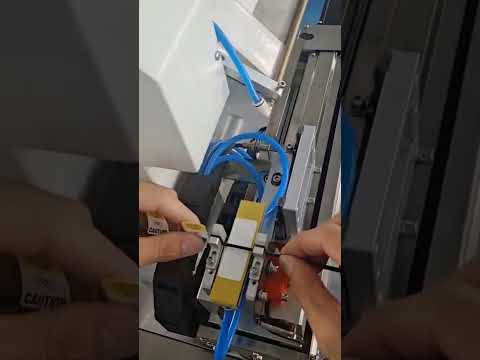 Fiber cable wire folding labeling machine small cable labeling machine