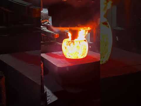 Hydraulic forging flange blank amazing video and satisfactory #shorts