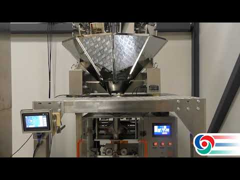 Snack foods bagging machine