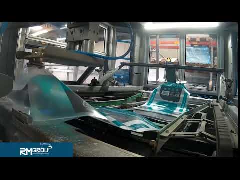 Animal Feed Bagging | BP800 Automatic Bag Placer Machine | RMGroup UK