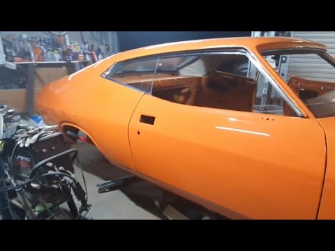 Ford Falcon XB GS coupe restoration Eps 65 - Rear side windows installation