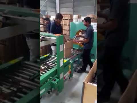 Horizontal stretch wrap machine