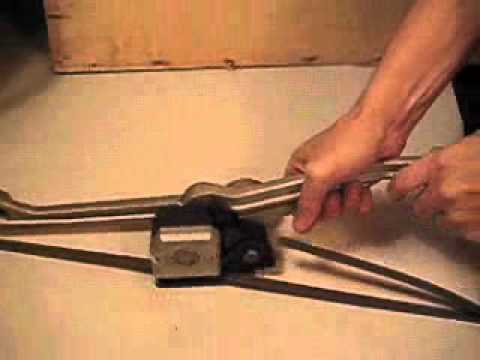 How to use a sealess steel strapping tool - The Plastic Strapping Company Ltd