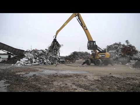 Scrap Handling Machine Demo - Cat MH3049 Material Handler