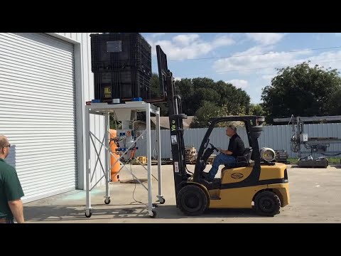 Bagging Corn Seed from Buckhorn Probox into Bag Filling Machine