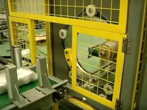 horizontal stretch wrapping machine for door packing and wrapping