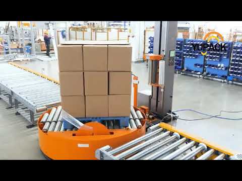 Automatic pallet wrapping machine