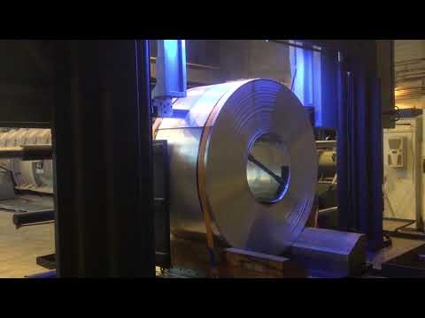 Coil Cutting with the RMT S-SMART C 60-60 Bandsaw Knocking Coils Down with a Bandsaw No Slitting