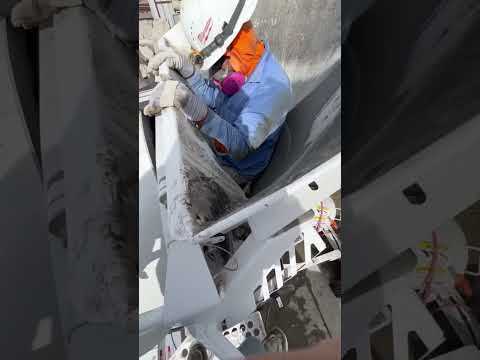 He Made $150 in 30 MINUTES!? Would you do this? #concrete #construction #work #readymix #cdl #shorts