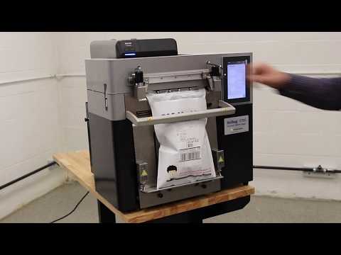 Rollbag R785 Auto Bagger - Bagging using Poly Mailers