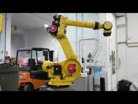 Fanuc R2000ia-210F industrial robot