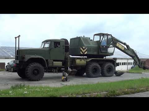 Kraz Bagger EOW 4421 wird in Marschlage gebracht am 21.07.2011