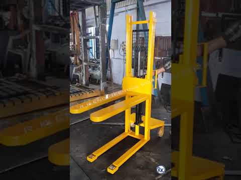 Manual stacker hydraulic - for material handling by R.K.ENGINEERING WORKS