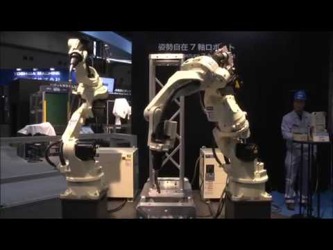 COMPARISON BETWEEN 6 AND 7 AXIS ROBOT ARM