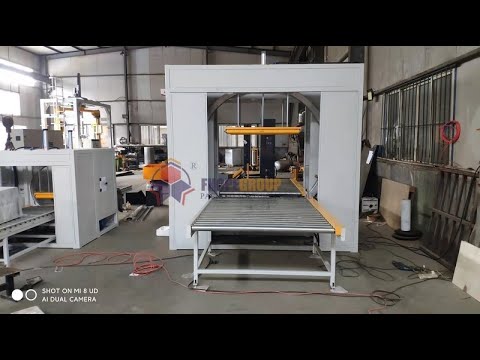 Horizontal stretch film wrapping machine