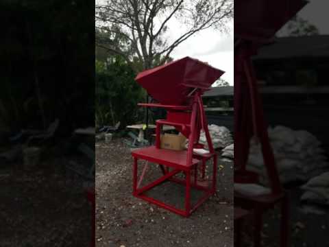 Homemade aggregate bagging machine