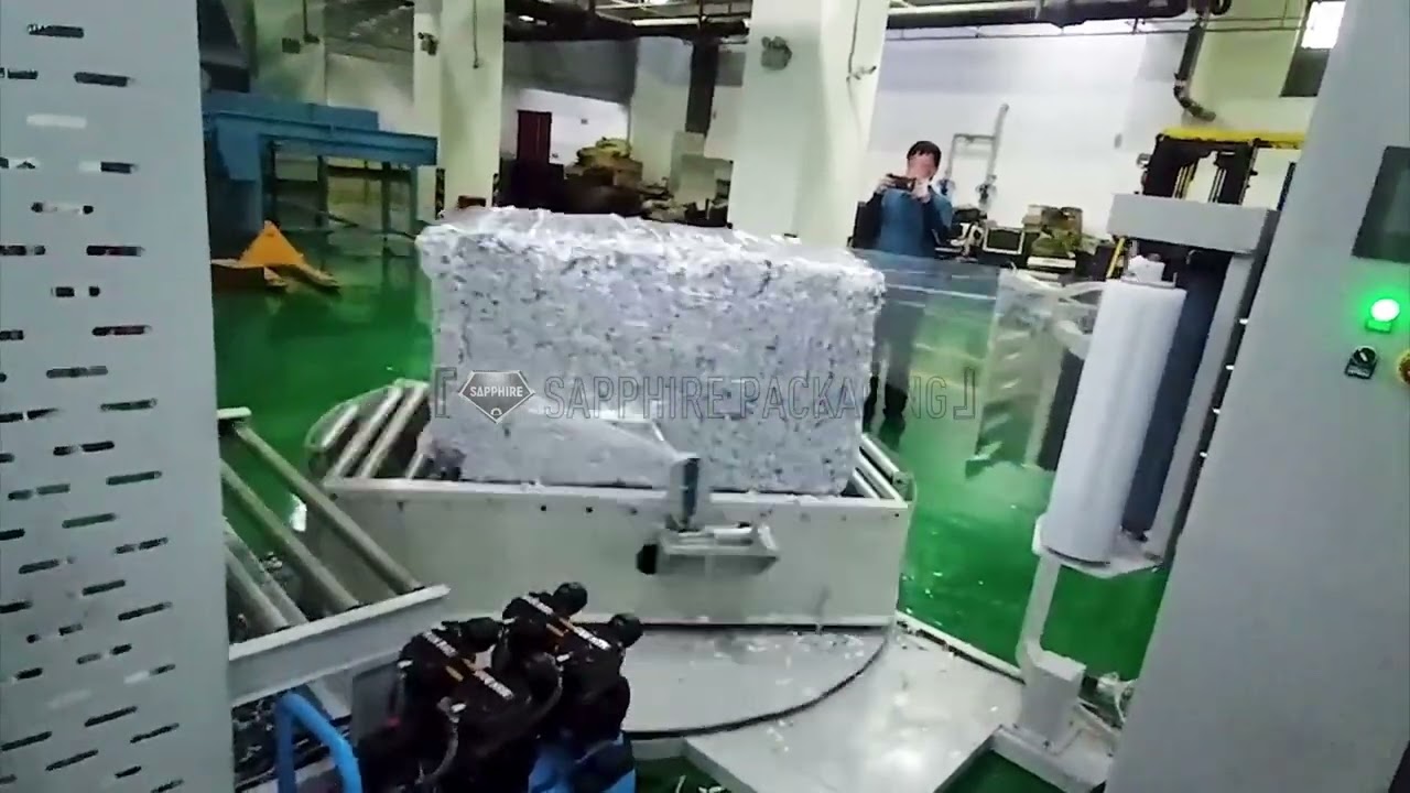 Roller conveyor wrapping machines for automatic horizontal and pallet